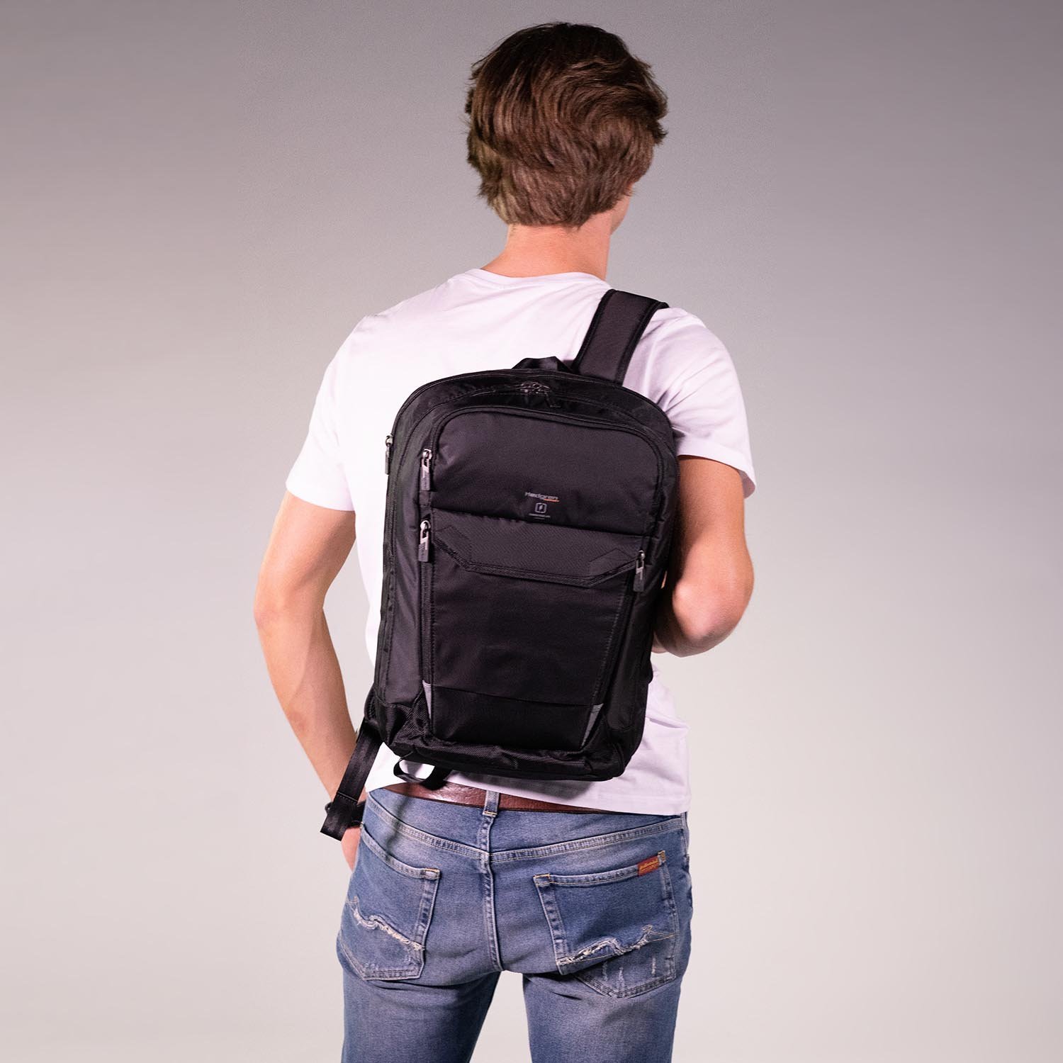 hedgren laptop backpack